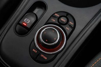 MINI COUNTRYMAN 1.5 Cooper Classic SUV 5dr Petrol Steptronic Euro 6 (s/s) (136 p