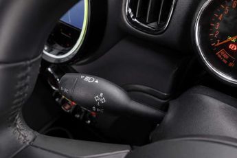 MINI COUNTRYMAN 1.5 Cooper Classic SUV 5dr Petrol Steptronic Euro 6 (s/s) (136 p