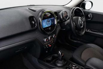 MINI COUNTRYMAN 1.5 Cooper Classic SUV 5dr Petrol Steptronic Euro 6 (s/s) (136 p
