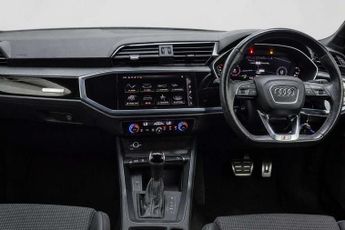 AUDI Q3 1.5 TFSI CoD 35 Black Edition SUV 5dr Petrol S Tronic Euro 6 (s/