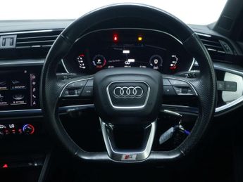 AUDI Q3 1.5 TFSI CoD 35 Black Edition SUV 5dr Petrol S Tronic Euro 6 (s/