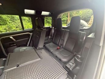 LAND ROVER DEFENDER 3.0 Defender X-Dynamic S D MHEV Auto 4WD 5dr