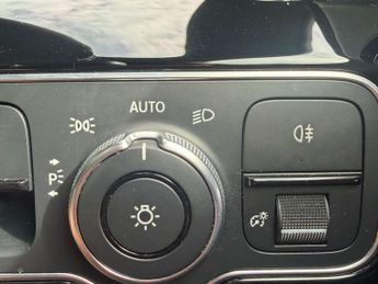 MERCEDES-BENZ CLA 1.3 CLA 200 AMG Line Auto 4dr