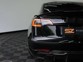 Tesla Model 3 Model 3 Long Range AWD 4WD 4dr