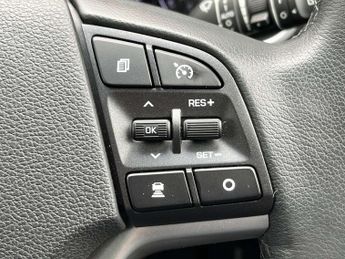 HYUNDAI TUCSON 1.6 Tucson Premium SE48v MHEV CRDi 2WD Semi-Auto 5dr