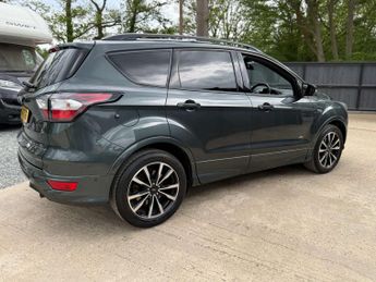 FORD KUGA 2.0 Kuga ST-Line TDCi 4x4 Auto 4WD 5dr