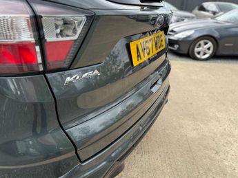 FORD KUGA 2.0 Kuga ST-Line TDCi 4x4 Auto 4WD 5dr
