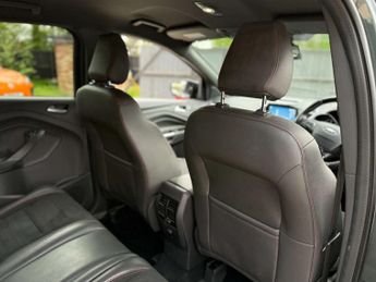 FORD KUGA 2.0 Kuga ST-Line TDCi 4x4 Auto 4WD 5dr