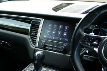 Porsche MACAN 3.0 Macan S D Semi-Auto 4WD 5dr