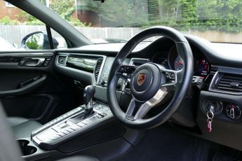 Porsche MACAN 3.0 Macan S D Semi-Auto 4WD 5dr