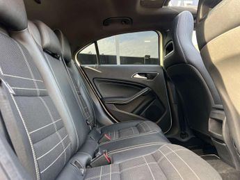 Mercedes-Benz A Class 2.1 A200 CDI Sport Hatchback 5dr Diesel 7G-DCT Euro 6 (s/s) (136