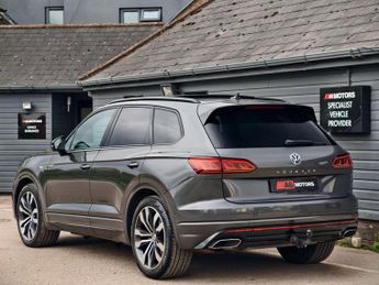 Volkswagen TOUAREG 3.0 Touareg V6 Black Edition TDI Auto 4WD 5dr
