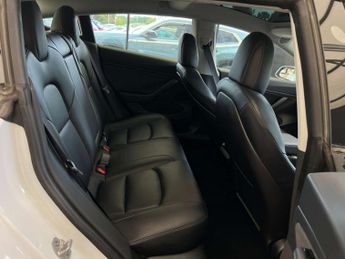 TESLA MODEL 3 Model 3 Performance AWD 4WD 4dr