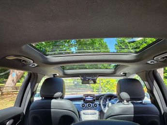 MERCEDES-BENZ GLC 2.1 GLC 250 AMG Night Edition D 4Matic Auto 4WD 5dr