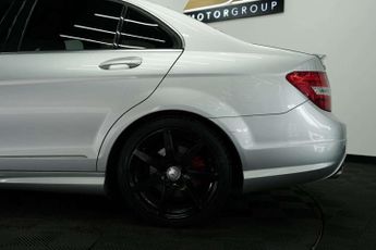 Mercedes-Benz C-CLASS 2.1 C220 AMG Sport Edition Premium CDi Auto 4dr