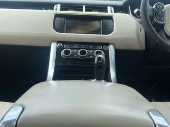 Land Rover RANGE ROVER SPORT 3.0 Range Rover Sport Autobiography Dynamic SDV6 Auto 4WD 5dr