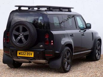 Land Rover DEFENDER 3.0 D300 MHEV X-Dynamic HSE SUV Diesel Auto 4WD Euro 6 (s/s) 5dr