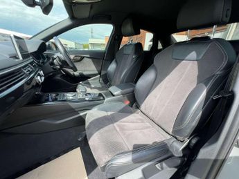 AUDI A4 2.0 A4 Black Edition 35 TFSI Semi-Automatic 4dr *NATIONAL DELIVE