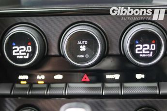 Jaguar F-TYPE 5.0 F-Type V8 R AWD Auto 4WD 3dr