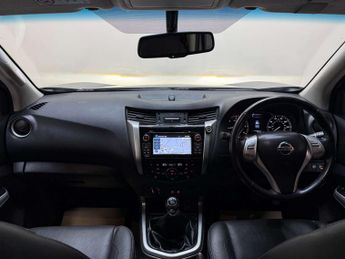 Nissan NP300 NAVARA 2.3 NP300 Navara Tekna dCi 4WD