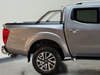 Nissan NP300 NAVARA 2.3 NP300 Navara Tekna dCi 4WD