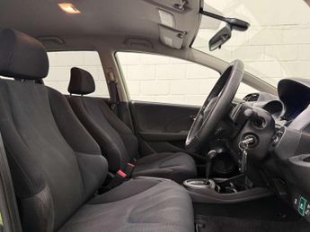Honda Jazz 1.3h IMA HS Hatchback 5dr Petrol Hybrid CVT Euro 5 (102 ps)