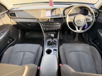 Kia Optima 1.7 CRDi 2 Sportswagon 5dr Diesel Manual Euro 6 (s/s) (139 bhp)