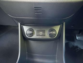 HYUNDAI IONIQ IONIQ Premium BEV 5dr