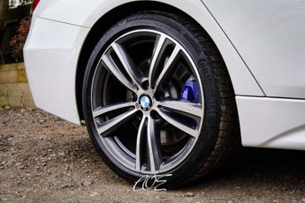 BMW 3 SERIES 2.0 330e M Sport Auto 4dr
