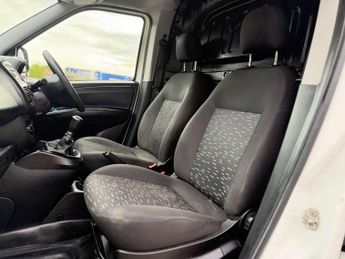 Vauxhall Combo 1.3 CDTi 2000 16v Panel Van 3dr Diesel Manual FWD L1 H1 (133 g/k