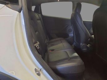 TESLA MODEL Y (Dual Motor) Long Range SUV 5dr Electric Auto 4WDE (384 bhp)