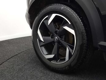 Nissan Juke 1.0 Juke N-Connecta DiG-T Semi-Auto 5dr