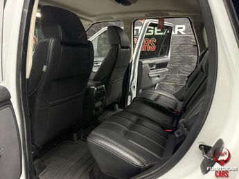Land Rover RANGE ROVER SPORT 3.0 SD V6 HSE Black SUV 5dr Diesel Auto 4WD Euro 5 (255 bhp)