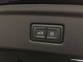Audi A5 2.0 A5 Sportback 35 TDI MHEV S Line Semi-Auto 5dr