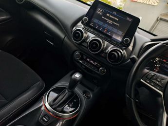 Nissan JUKE 1.0 Juke Tekna DiG-T Semi-Auto 5dr