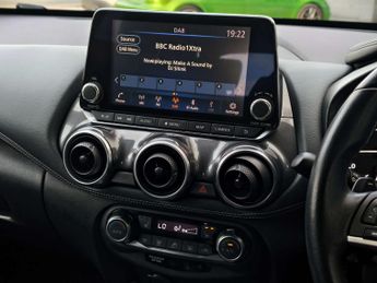 Nissan JUKE 1.0 Juke Tekna DiG-T Semi-Auto 5dr