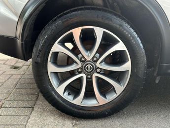 NISSAN JUKE 1.6 Juke Tekna CVT 5dr