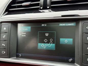 Jaguar F-PACE 2.0 F-PACE R-Sport AWD D Auto 4WD 5dr