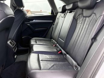 Audi Q5 2.0 TDI Sport SUV 5dr Diesel S Tronic quattro Euro 6 (s/s) (190 