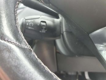 PEUGEOT 2008 1.6 2008 Allure e-HDi Semi-Auto 5dr