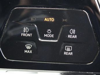 VOLKSWAGEN GOLF 1.4 GTE Auto 5dr