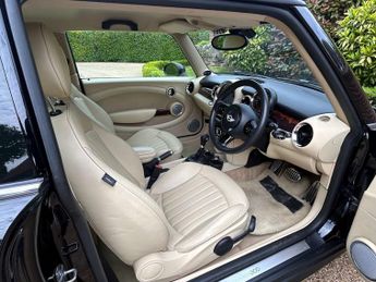 MINI HATCH 1.6 Inspired Edition by Goodwood Auto 3dr