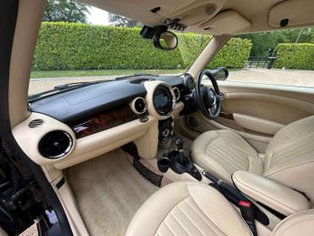 MINI HATCH 1.6 Inspired Edition by Goodwood Auto 3dr