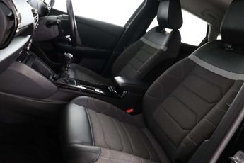 Citroen C4 1.2 PureTech Shine Hatchback 5dr Petrol Manual Euro 6 (s/s) (130
