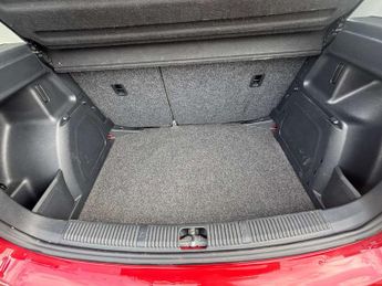 Skoda Fabia 1.2 TSI Elegance Hatchback 5dr Petrol DSG Euro 5 (105 ps)