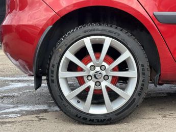 Skoda Fabia 1.2 TSI Elegance Hatchback 5dr Petrol DSG Euro 5 (105 ps)