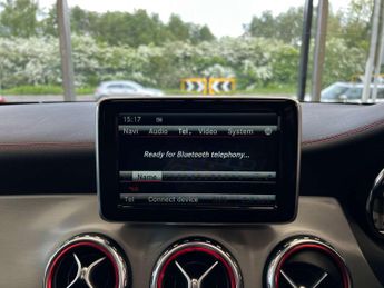 MERCEDES-BENZ GLA 2.1 GLA 220 AMG Line Premium+CDi 4Matic Auto 4WD 5dr
