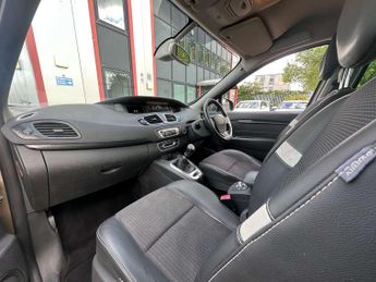 RENAULT Grand Scenic 1.5 dCi Dynamique Nav MPV 5dr Diesel Manual Euro 6 (s/s) (110 ps