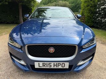 JAGUAR XE 2.0 XE R-Sport D Auto 4dr