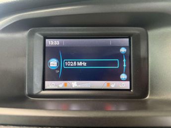 VOLVO V40 1.5 V40 R-Design T2 Auto 5dr